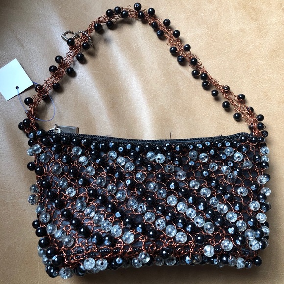 Hand beaded wire mesh bag - Picture 6 of 12